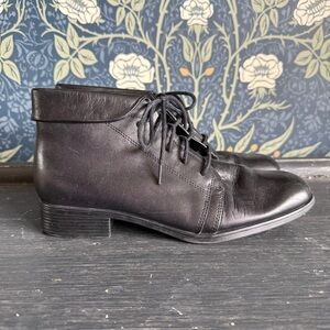 Vintage Black Leather Lace Up Ankle Boots